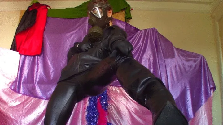 Under My LEATHER Ass & GAS MASK