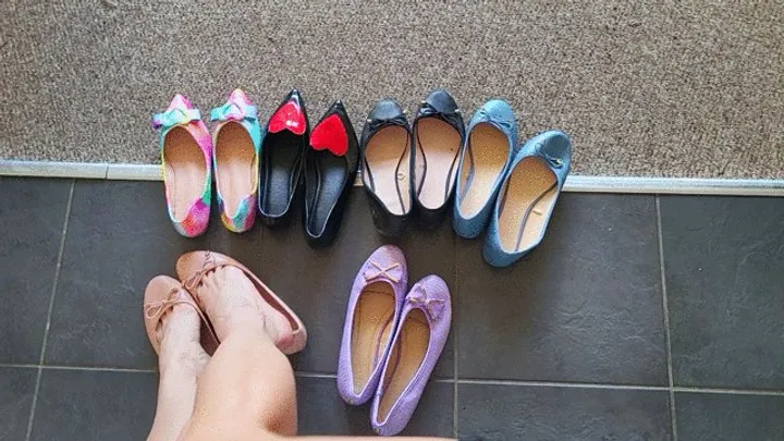 Picking Office Ballet Flats