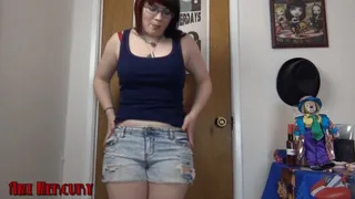 Jeans Shorts Tease