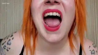 Jerk Off On Topless BBW's Chipped Tooth