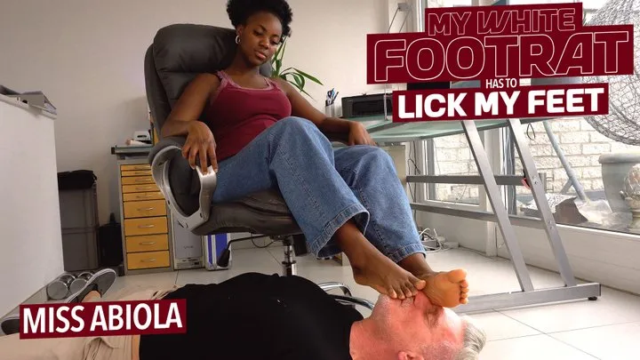 My white foot rat must now lick my feet! ( Foot Worship with Miss Abiola )