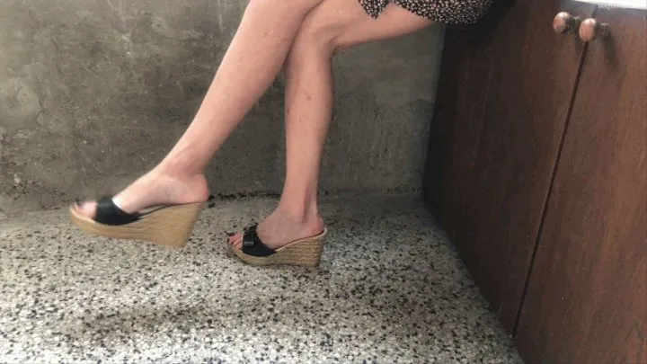 SHOEPLAY AND DIPPING IN WEDGE SANDALS