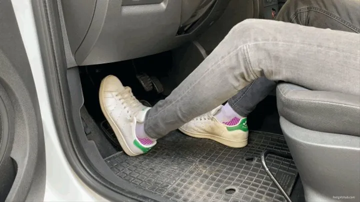 CAR PROBLEMS PEDAL PUMPING IN SNEAKERS