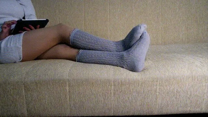 JENNY IGNORING YOU IN GREY KNEE HIGH SOCKS