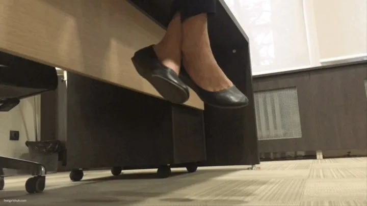 WORN OFFICE FLATS SHOEPLAY (LONG)