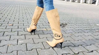 najzw Kristina‘s leather boots
