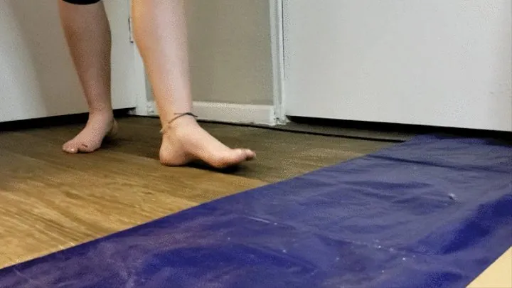 Ling Stuck Barefoot in Massive Glue Puddle