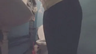 no Slow motion in toilet