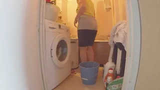 Removing from the washing machine and hanging up the laundry