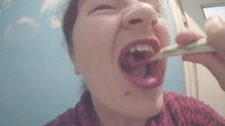 New way of the teeth brushing