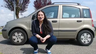 BOUCING MY CAR IN BLUE JEANS