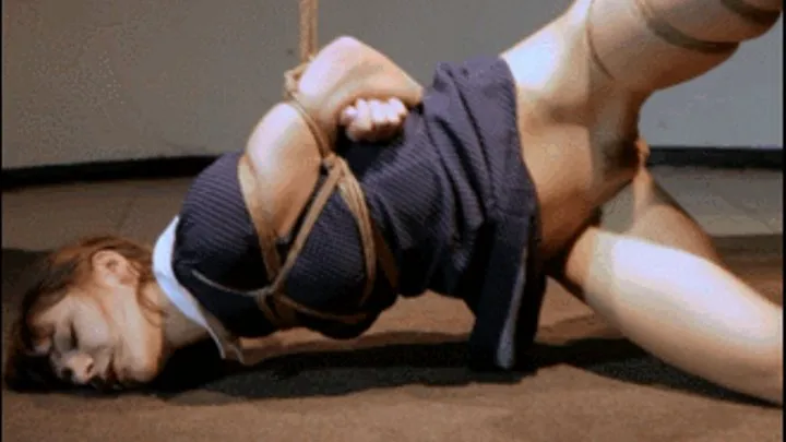 Private shibari performance