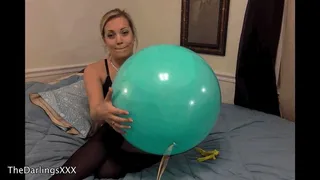 Elana Teases A HUGE Yellow Balloon & A HUGE Green Balloon