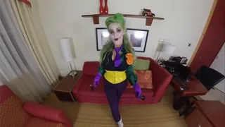 Jokers step-daughter shrinks and fucks SuperMan