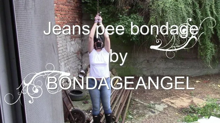 Jeans pee bondage