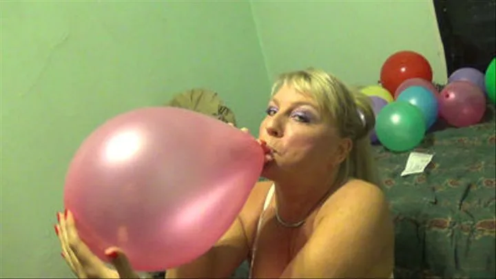 BUSTING BALLOONS