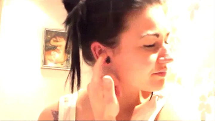 CLEANING MY EARS/ FULL VIDEO