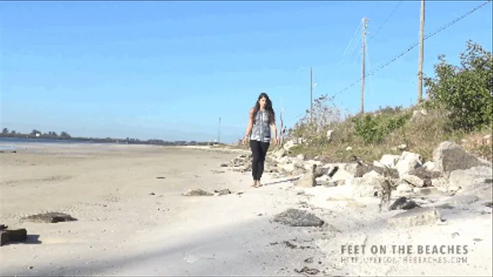 Logan Lace Feet in White Sand