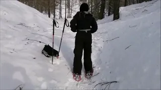 The Peeping Tom on the snow - Lo spione sulla neve