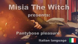 Misia the Witch - Pantyhose pleasure - Il piacere dei miei collant