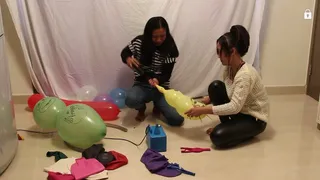 Figure Balloons, Handpump & 2 Singapores