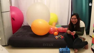 Julys Lips meet Balloons