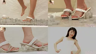 Hikaru Minazuki - Giantess cute girl Crushes City and Tramples on Insignificant Humans Part 2 gia-158-2