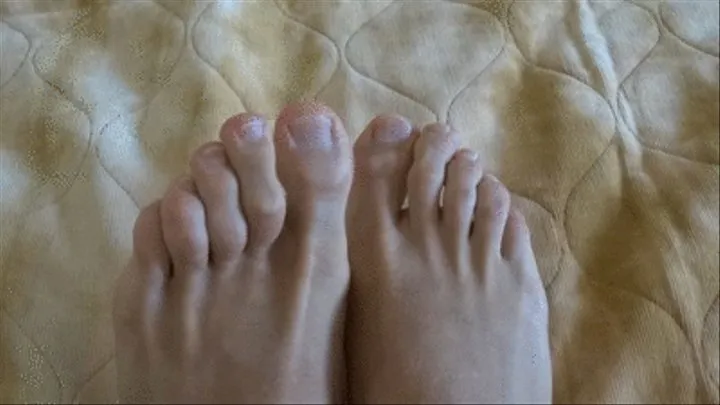 Showing my sexy toes and playing with them