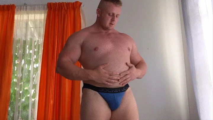 Huge Muscleman Nude Posing and Workout