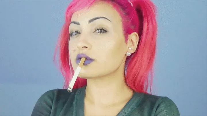 PURPLE LIPS SMOKIN' | red 100s Marlboro