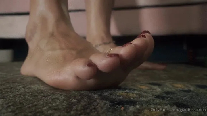 Giantess Roma | "Hotel Fan Extermination" | giantess FX