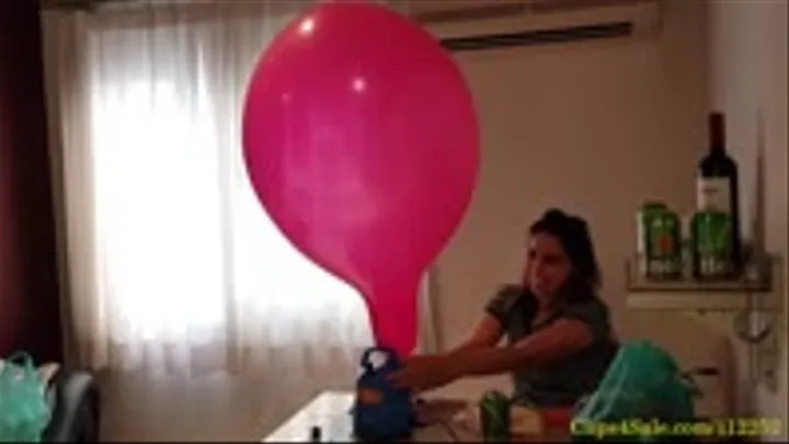 Angel & The Electric Pumper: Balloons to The Max!