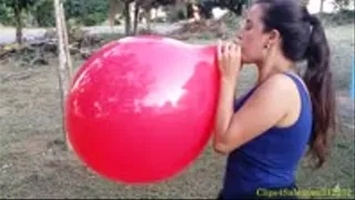 Sarah B2P a 17" Red BSA Balloon