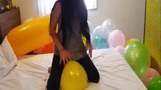 Kiki Bouncing and Sit Popping Balloons