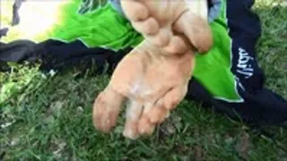 Play with grass barefoot & cumshot on grassy feet