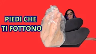 PIEDI SUDATI: TI FOTTONO LA MENTE