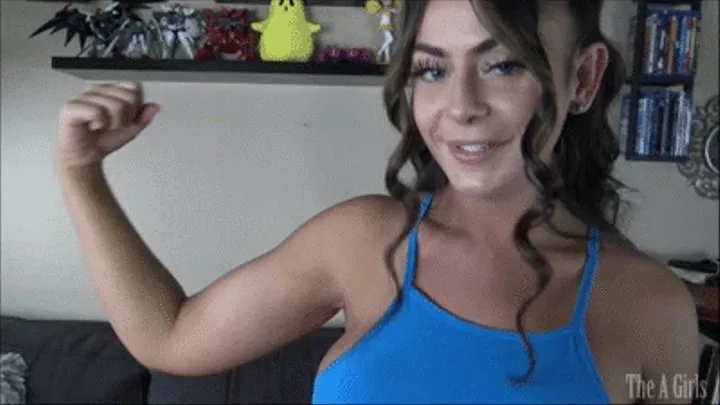 Kiki's Bicep Flexing