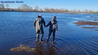 a little wet walk with my boyfriend in waders