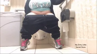 My First Public Toilet Clip- Hospital Pushing BIG, LOUD SPLASHING PLOPS!