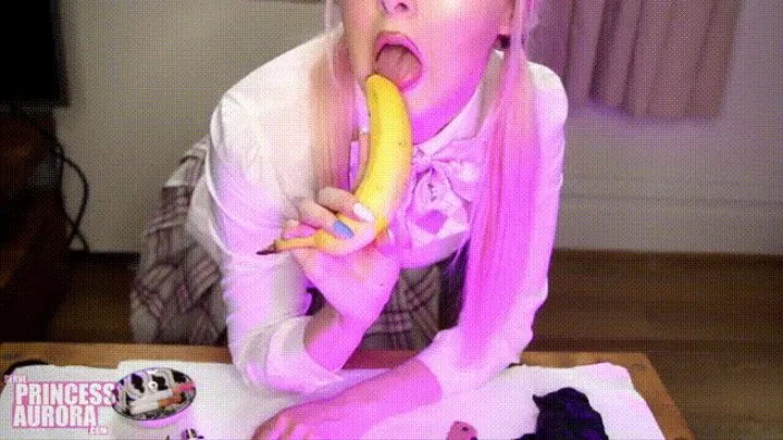 Schoolgirl plays with your fruit