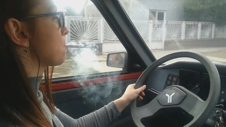 Driving and smoking