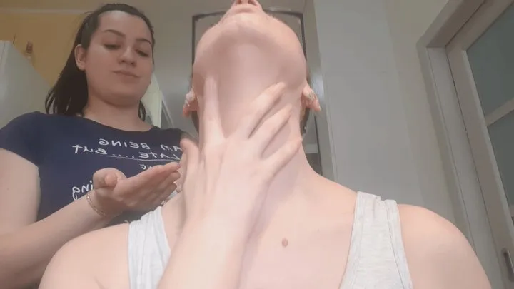 Thin neck