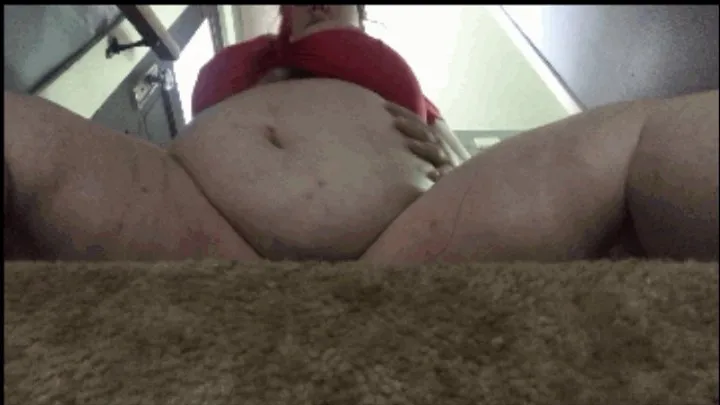 BBW Massages 40 Week Pregnant Belly