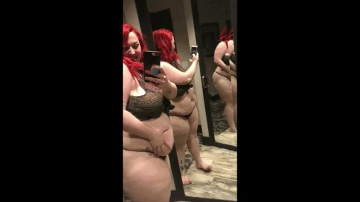 BBW Feedee Sees Double ( )