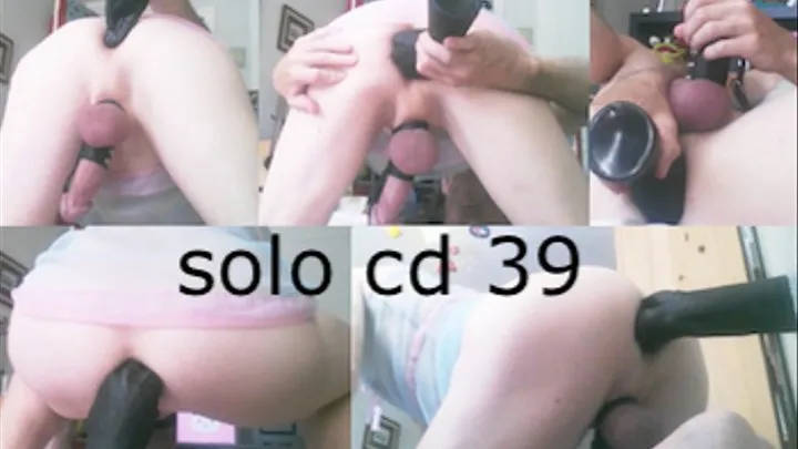 Heteroflexible K crossdressing 39: slender fit older hung twunk Belladonna hand dildo in ass