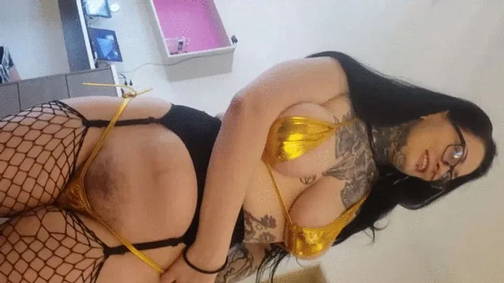 Kat Black destroyed in yellow bikini full squirting hour