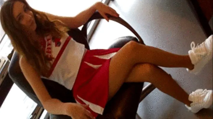 Cheerleader 1st pantyhose footjob