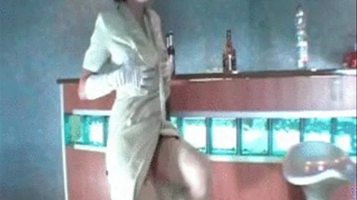 Slut fucks pussy in bar