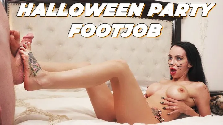 Halloween Party Footjob