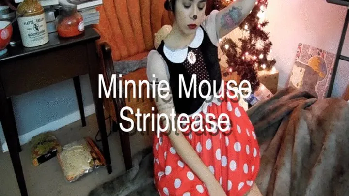 81 - Minnie Mouse Striptease